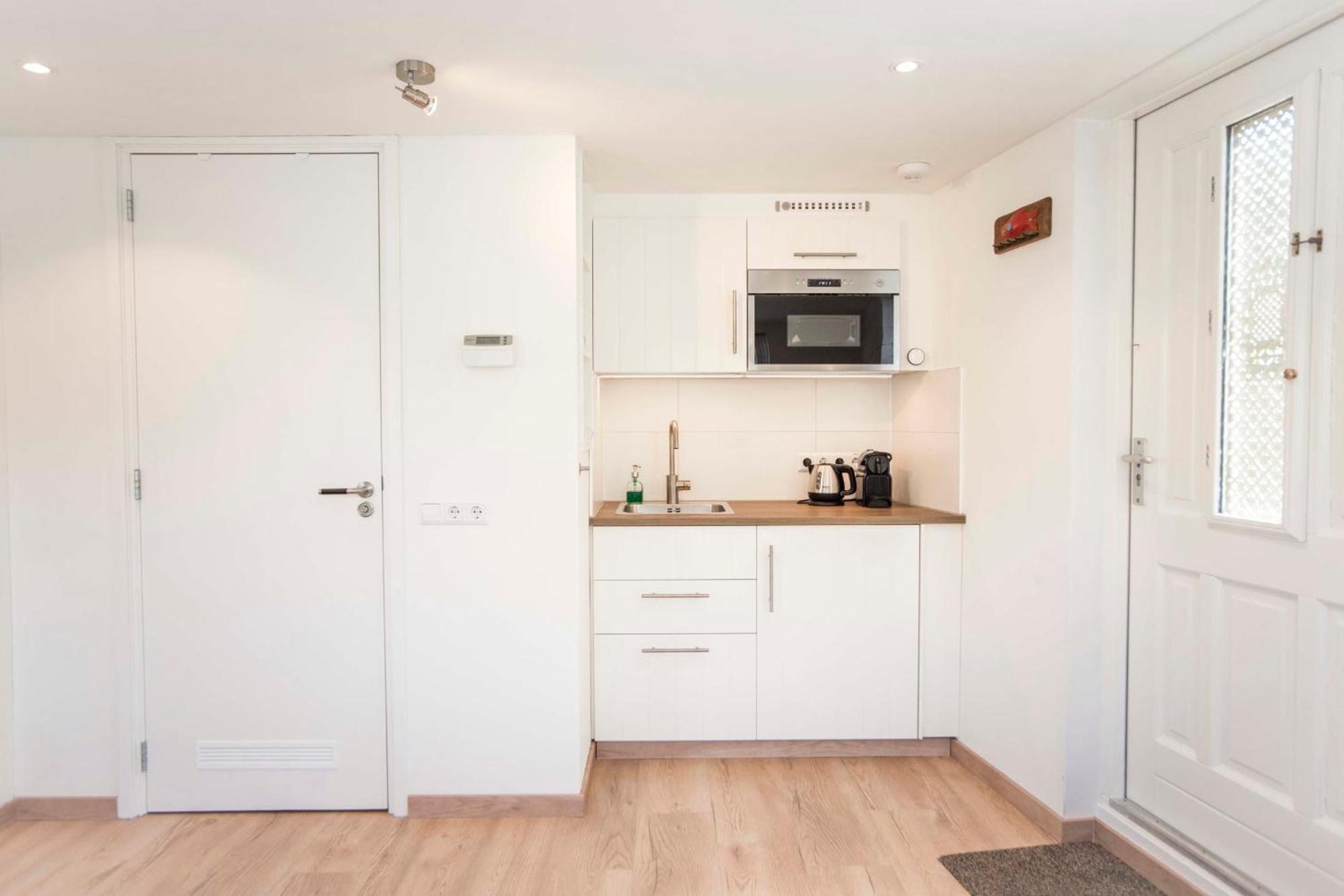 Studio 4 U With Private Parking Зандфорт Экстерьер фото
